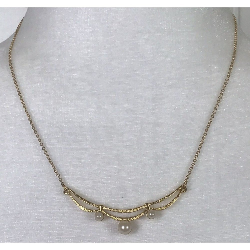 Gold Tone Faux Pearl Necklace Festooned Bridal Prom Delicate Feminine Sweet